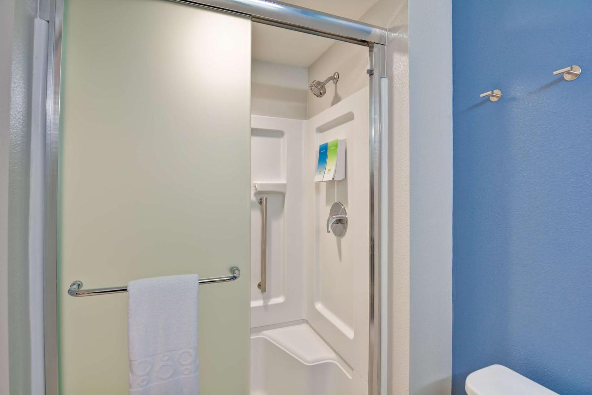 Home2 Suites Азуса Экстерьер фото